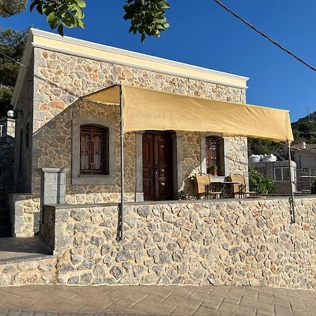 Panos Renos Studio, A Cozy Home By The Beach! Mirtiész Kültér fotó